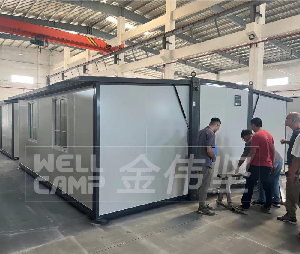 2022 New Fast Install / Expandable Container House for Dormitory